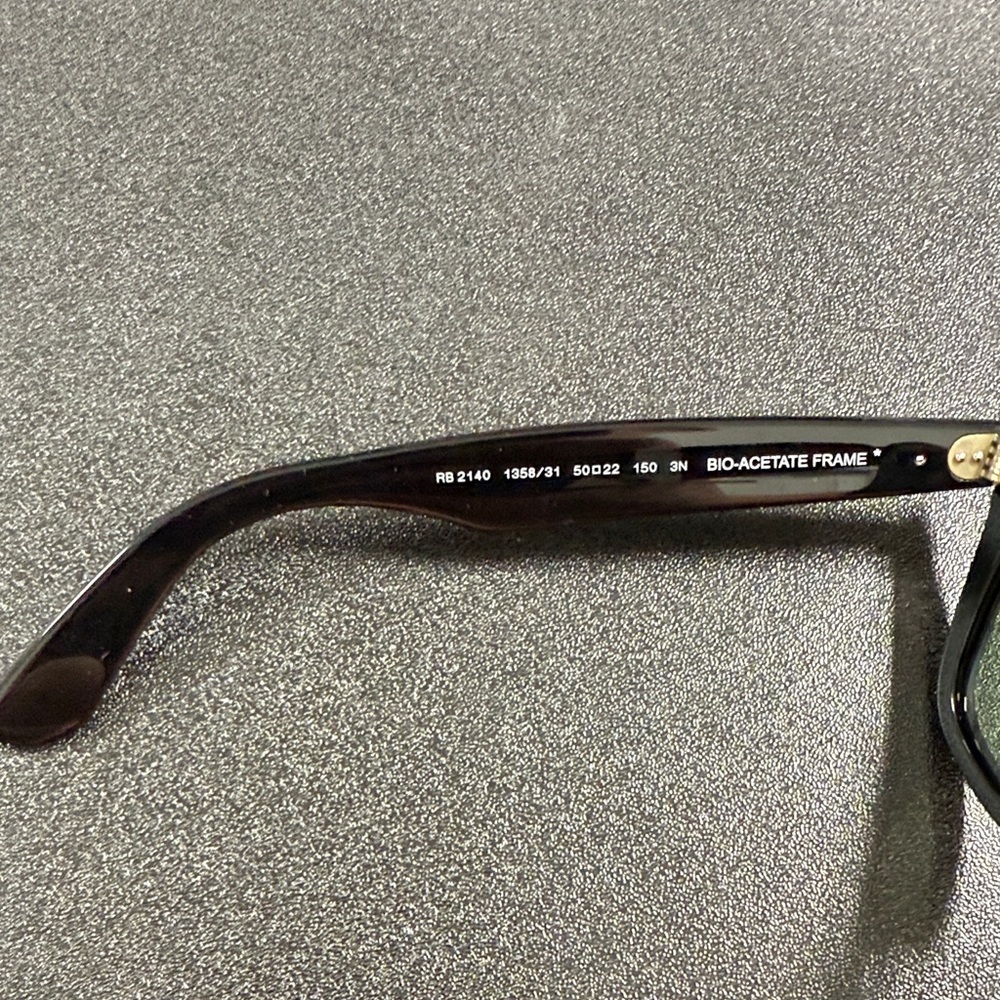 Ray-Ban Black Sunglasses rb 2140 with Case - Picture 2 of 4